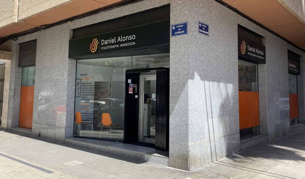 fachada de la clinica